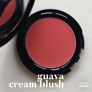 Guava Cream Blush by Glo Minerals